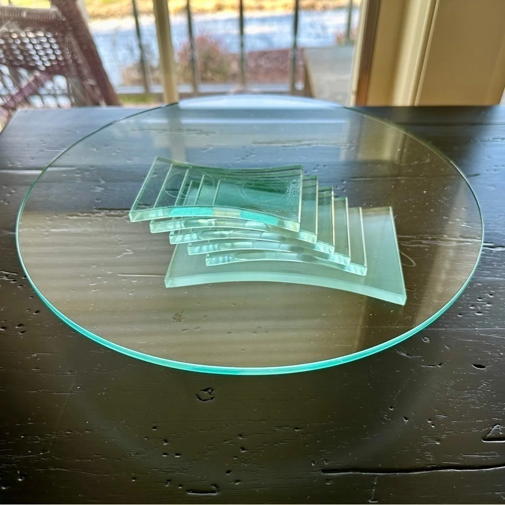 PARTYLITE, RETIRED, 3-WICK GLASS CANDLE HOLDER WITH GLASS STEP PEDESTAL.